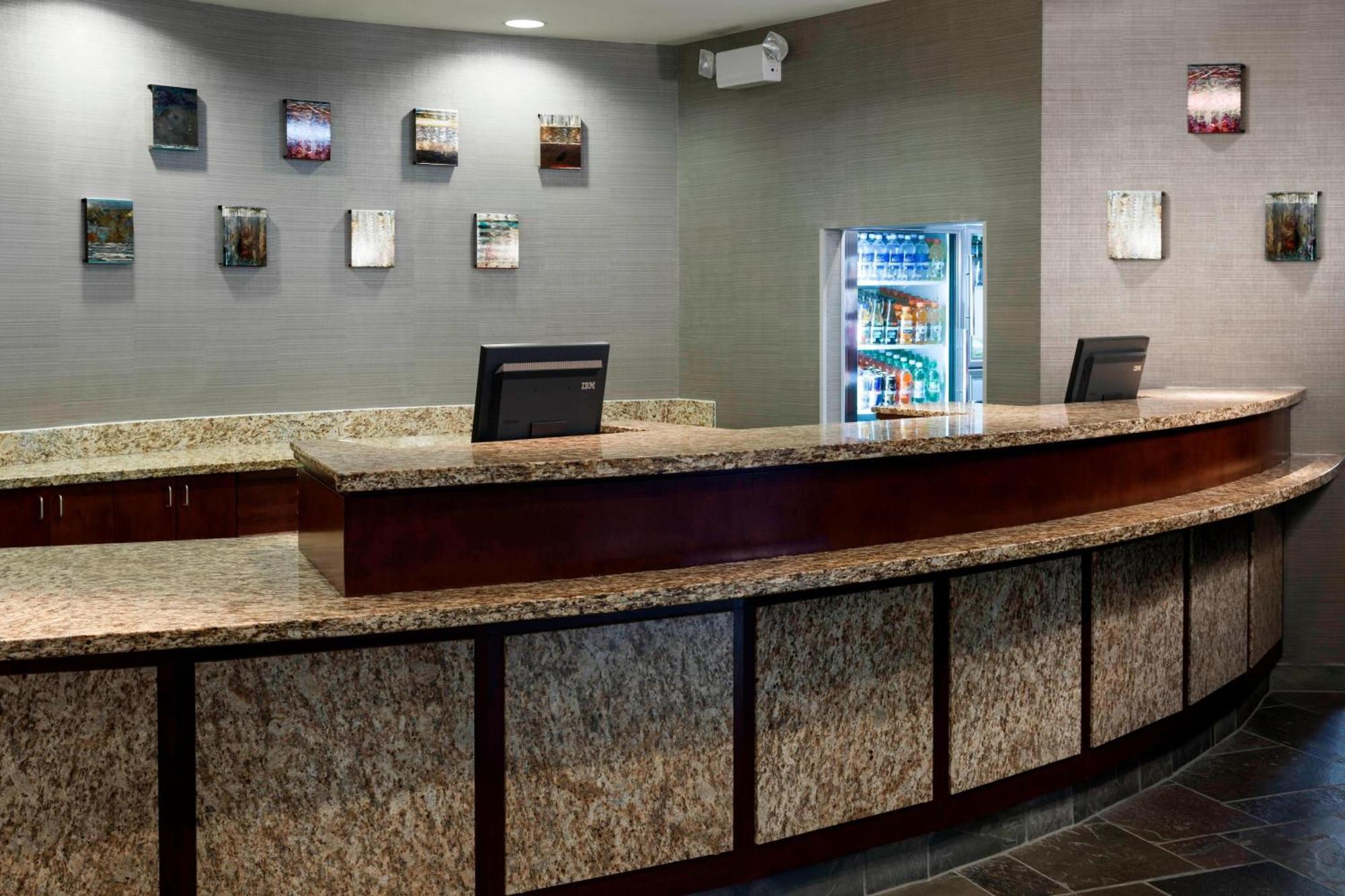 Courtyard By Marriott Seattle Kirkland Hotel Exterior photo