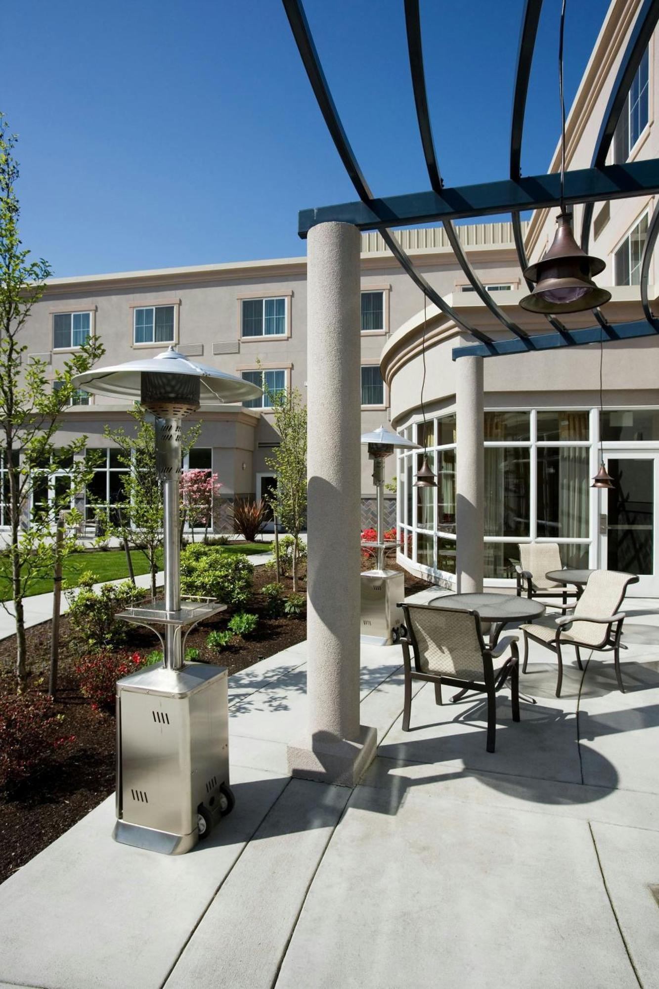 Courtyard By Marriott Seattle Kirkland Hotel Exterior photo